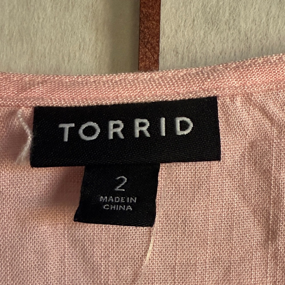 NWT Torrid Pink Tiered Blouse, size 2 2X - Picture 2 of 10